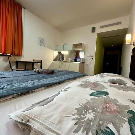 Apartman Priamo Na Hlavnej Ulici Kassa Kültér fotó