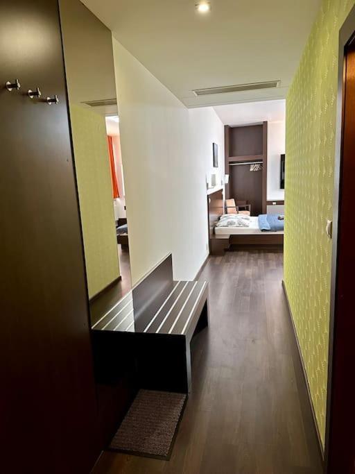 Apartman Priamo Na Hlavnej Ulici Kassa Kültér fotó